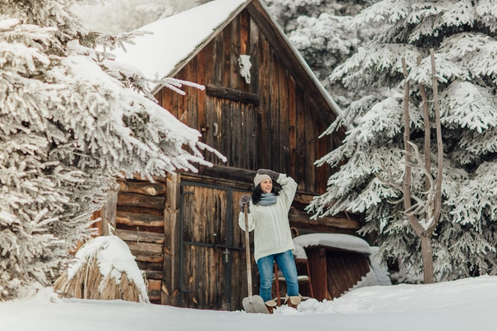 How To Melt Snow Faster Around Your Home - Koyuncu Salt