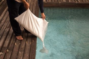 How Does Pool Salt Work? How Much Salt To Add To Pool? - Koyuncu Salt