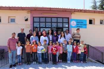 Le groupe Koyuncu a soutenu 500 étudiants dans le cadre du projet «Nos enfants sont notre avenir» - Koyuncu Sel